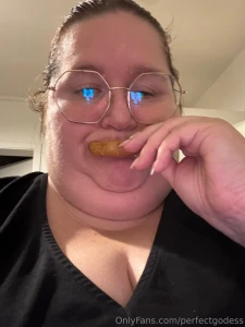 Your piggy gets stuffed right before bedtime so it better sticks to