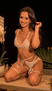 Free page amp free gift charismatic playful and full of life girl who part 2786