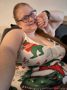 God i look fat in this part 1