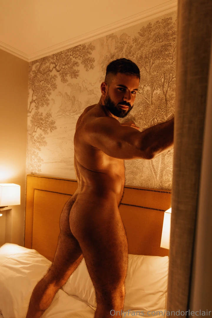 Inside the room part 1 