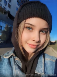 Violet_whims is wet right now free subscription only now she wants to part 47