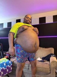 3 pint heavy cream chug while inflating and trying on small shirts