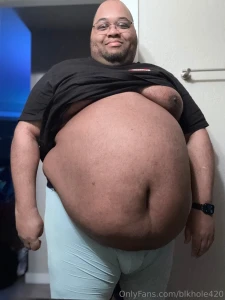 Daddy bear it working extra hard to put back on belly weight what ya