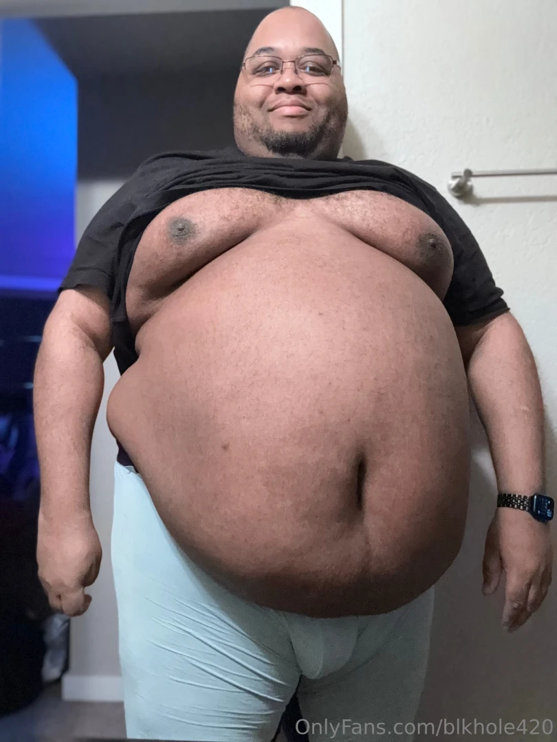 Daddy bear it working extra hard to put back on belly weight what ya part 1 