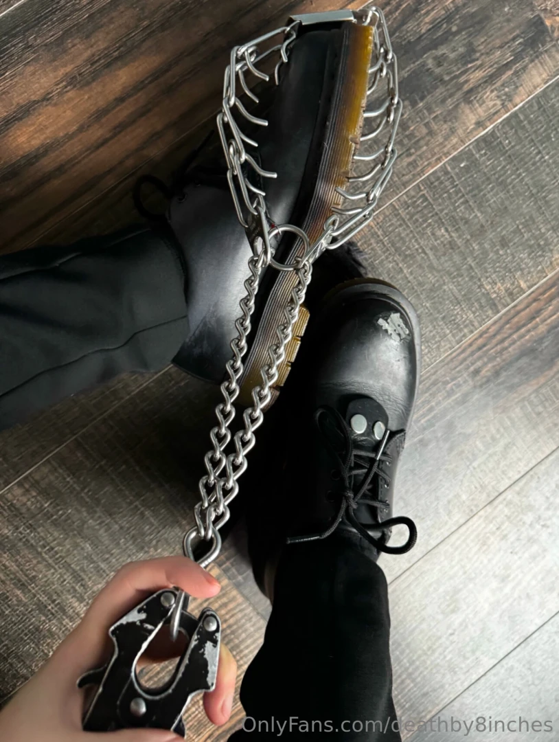 Happiness in slavery who s sacrificing themselves for an evil woman 