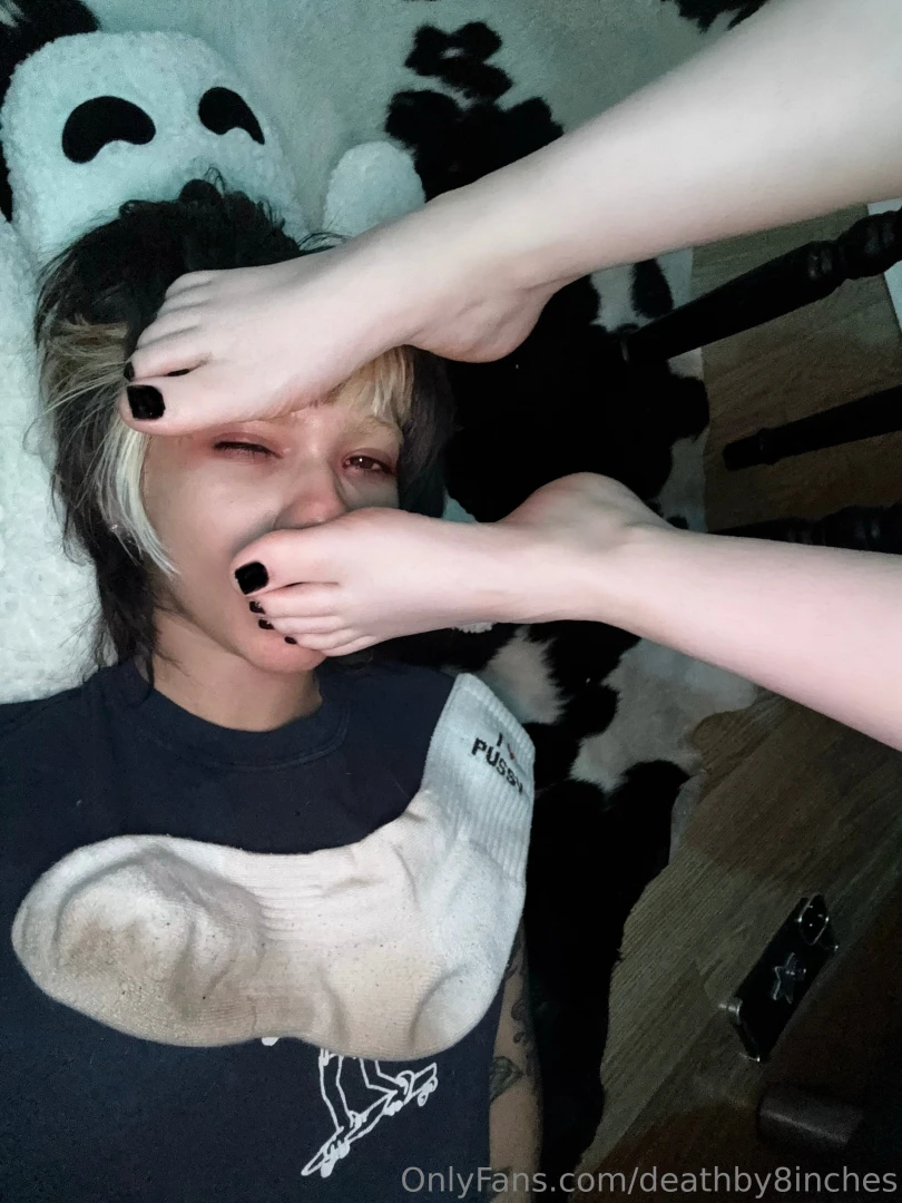 Mommy s dirty little foot rest how long has it been who cares you re 