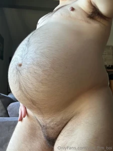 I love showing off my pregnant body