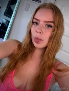 The rumors are true aussiebabe19 finally joined of and she s posting