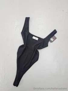 Hii guyss i wanna buy some new clothingg to make content in people who part 2