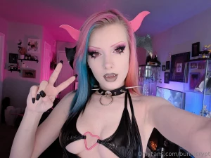 Succubus waifu incoming part 1