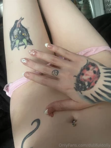 Sticky fingies bc i thought about daddy doing bad stuffs to me gt lt part 1