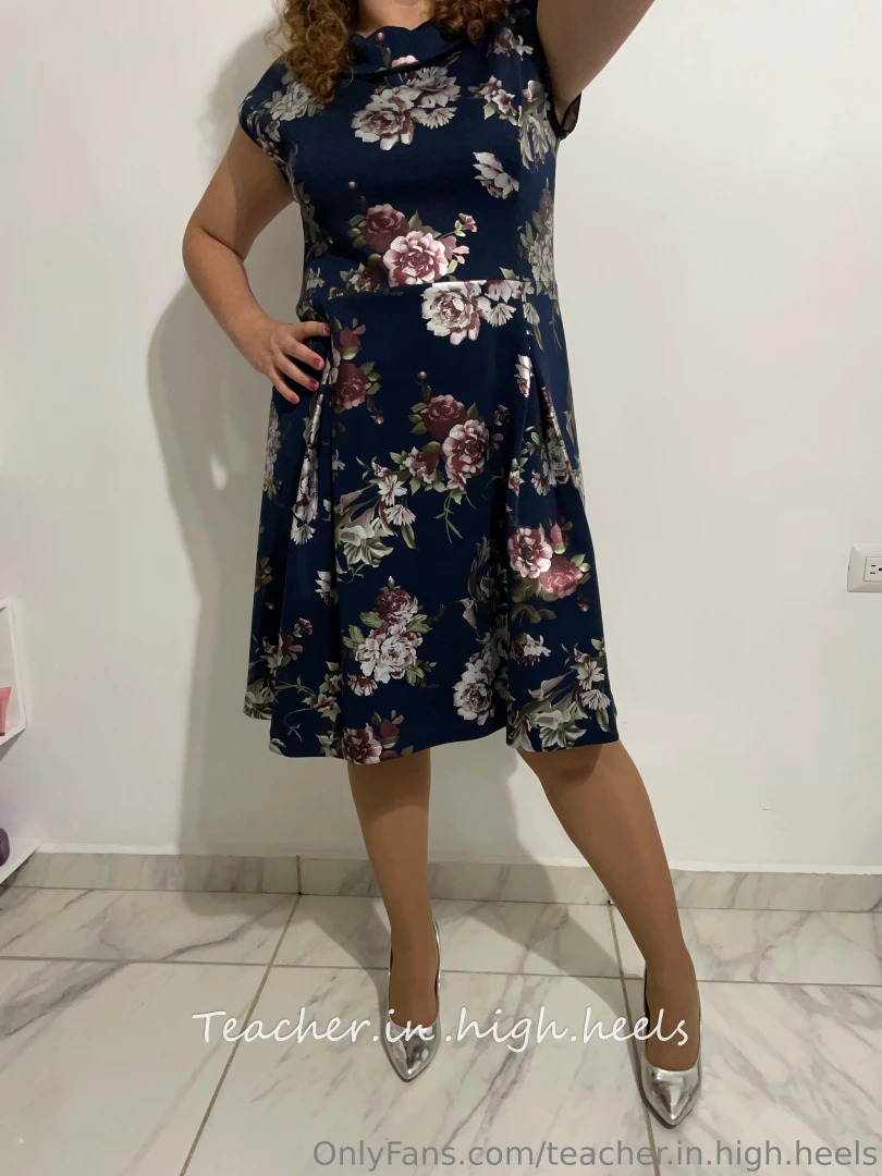 This was another outfit i wore during the holidays what do you think 