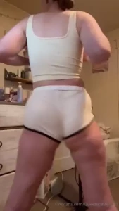 Two twerking videos part 1