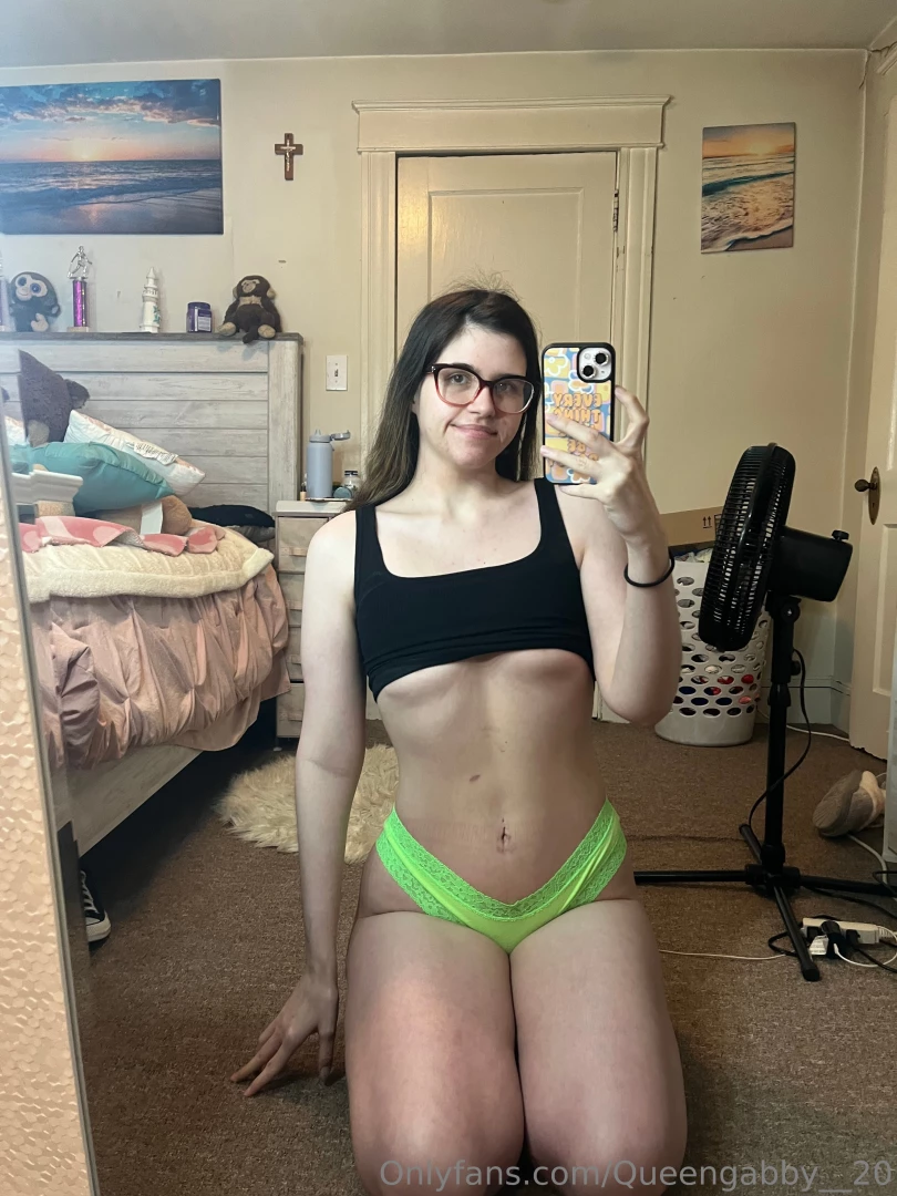 Queenbaddie-20 part 1638153 