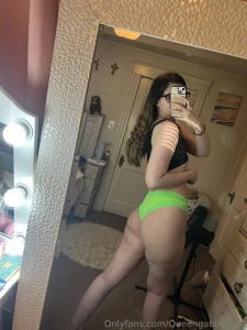 Queenbaddie-20 part 1638162