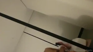 Video 1 big white cock fucks twink til cum