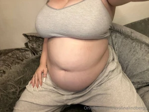 Does my tummy look good