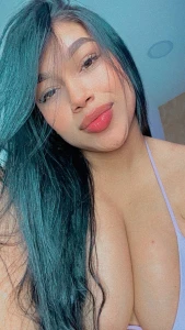 Good morning friendly reminder that i don t need extra chest padding