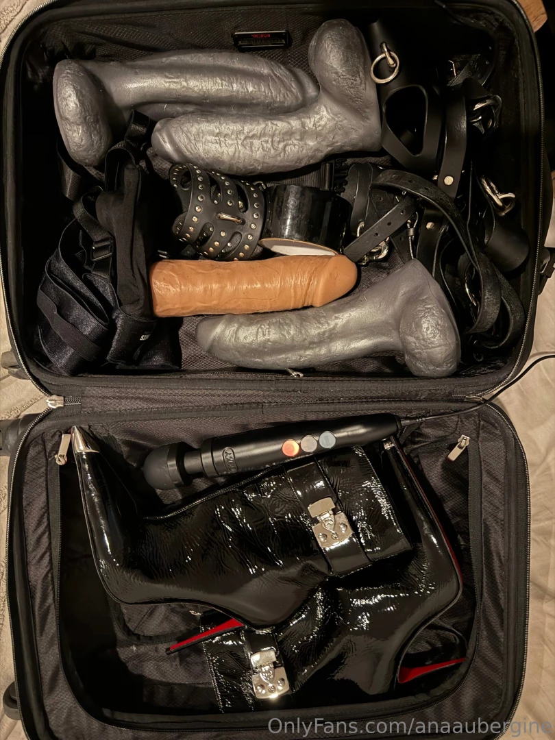 Packing light love visiting friends in warm places let s escape the 