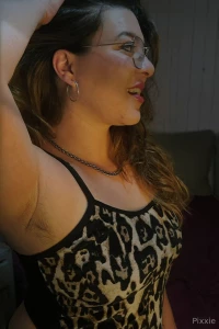 Your glasses girl is here honey