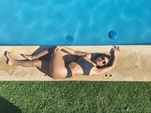 I want to wear a tight bikini this year on my vacations contribute part 3
