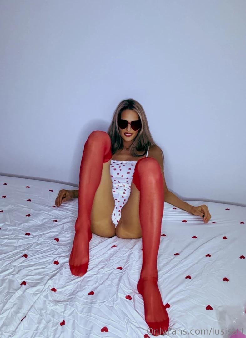 What if i said my pussy needs to be filled up are you ready 