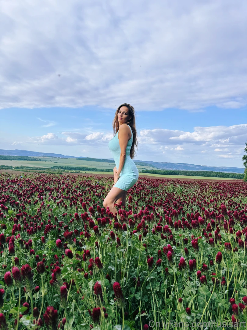 Pick your favorite flower careful i bite part 1 