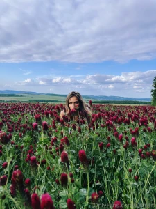 Pick your favorite flower careful i bite part 2