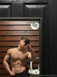 Mid workout had to take a pic