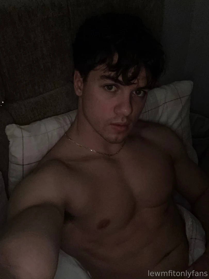 Chilling tonight let s communicate 