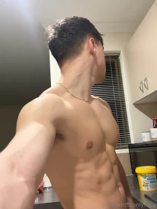 I m 99 999 sure you have a crush on me