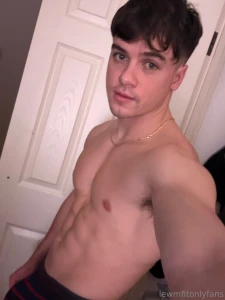 Training my abs in a bit