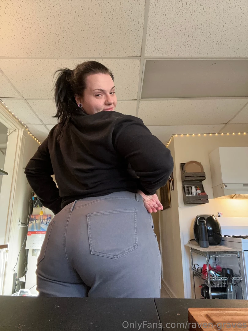 Does my ass look good in these part 19 