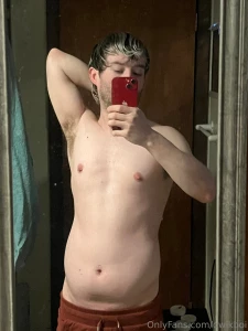 Post shower celebration love the fact i seem to be growing almost well