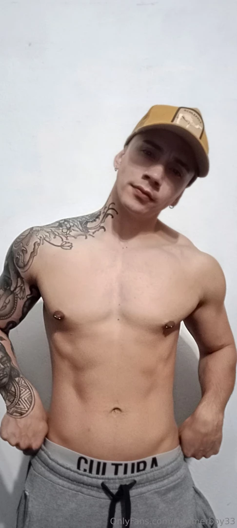 Summerboy33 