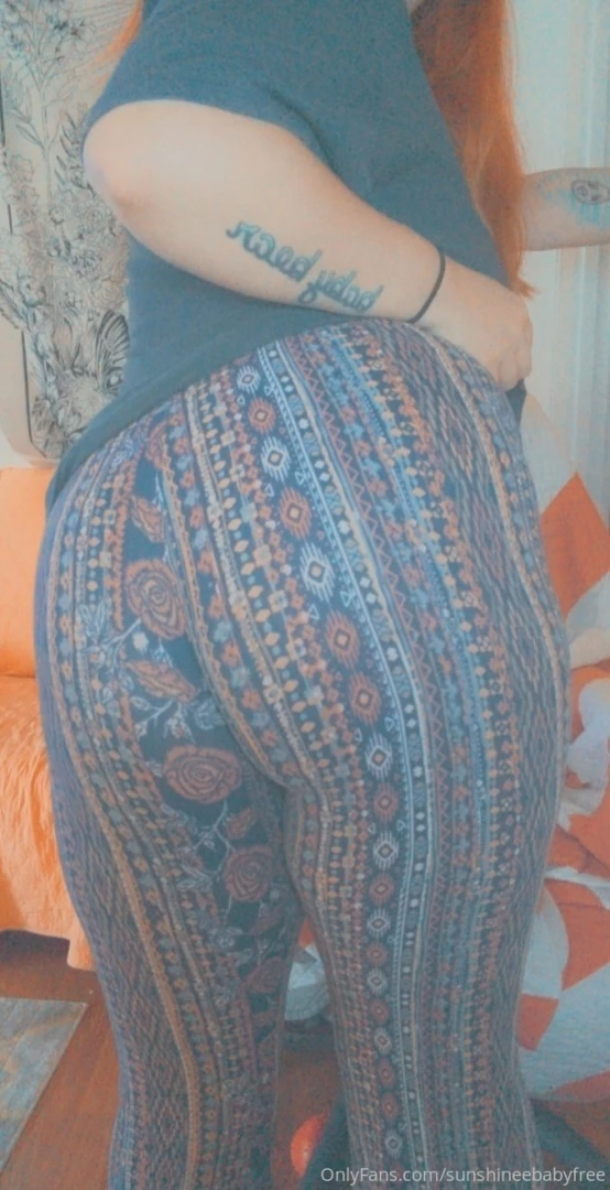 These pants make any ass look good but pulling them down makes it look 