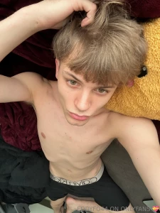 Do i turn you on wish you where here so i could destroy u part 1