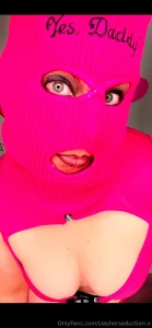 Happy friday my bunch of favorite humans i got plenty of spare time