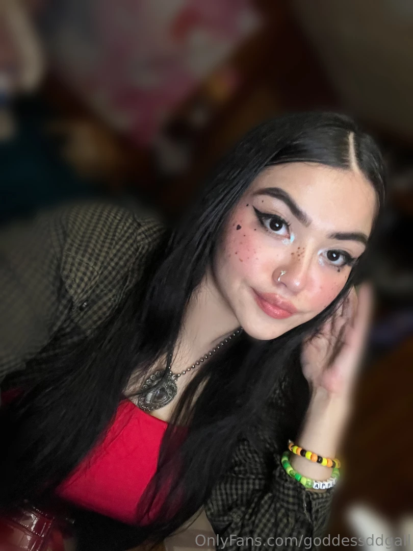 Hairy pits are still a thing right last pics because had to shave them part 5 