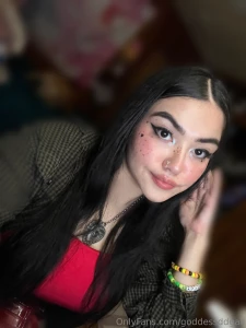 Hairy pits are still a thing right last pics because had to shave them part 5