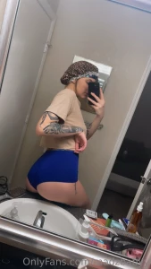 Just woke up who else sleeps super late part 1