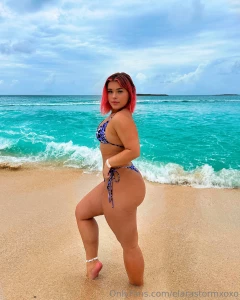 Guess where i was i wanna go backk