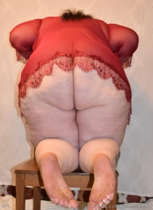 Kiss every single dimple