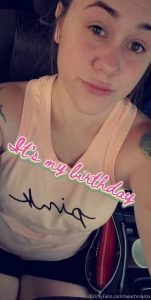 It s my birthday who send this mama some tip part 2