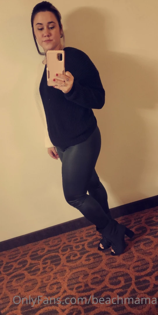 Outfit on point for woman night out part 1 