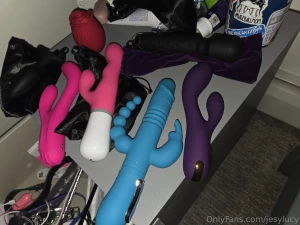 I have a lot of choices to make any time i want to play with myself