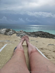 It s cold and i wish i was back in cancun what is your wish