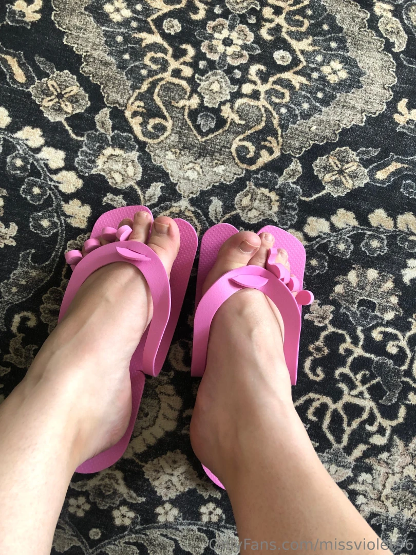 I always save the flip flops toe spacers just in case one of you wants part 3 