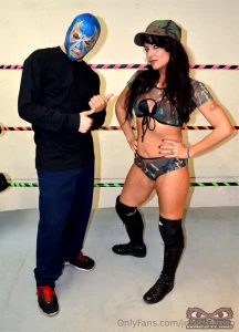 New belly smothering finish mixed femdom wrestling match azulman vs