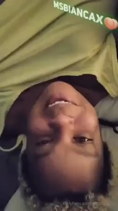 Watch my titties as you listen to my joi 